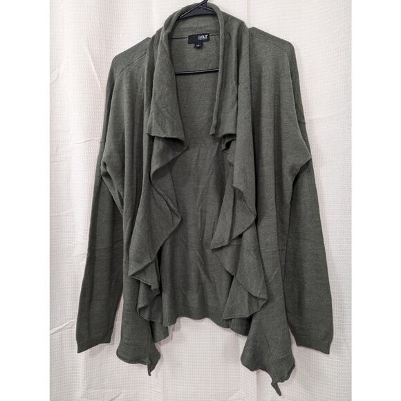 A.N.A.! DOVE GRAY KNIT RUFFLE FRONT OPEN CARDI SWEATER! FRILLY FAB! SZ L - Picture 2 of 7